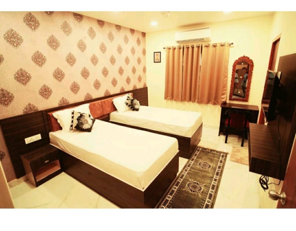 Deluxe - Twin Beds